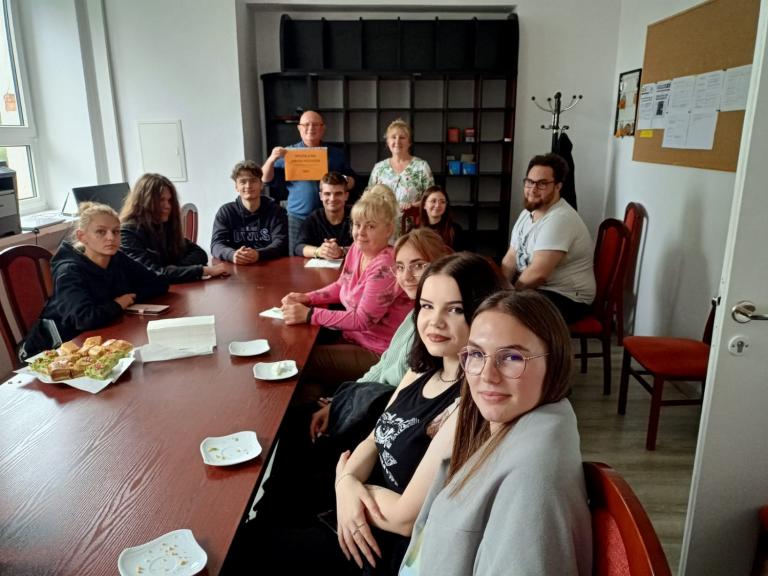 Spotkanie z absolwentami w dzierżoniowskim Hufcu