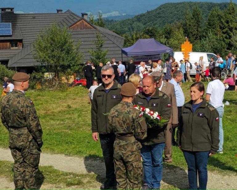 Patriotyczny jubileusz na Hali Łabowskiej