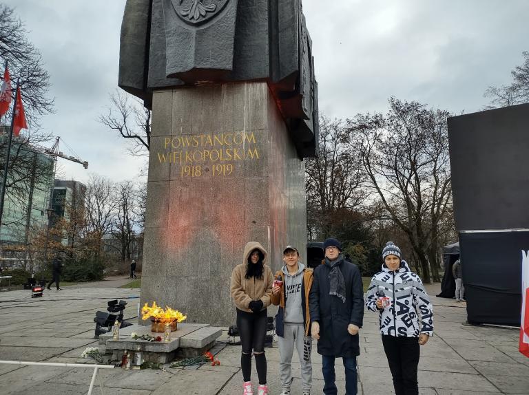 Uczestnicy Hufca Pracy w Poznaniu pamiętają o Bohaterach Powstania Wielkopolskiego