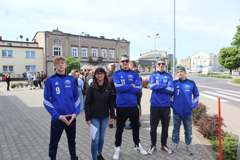Młodzież z Ośrodka Szkolenia i Wychowania w Próchnowie wzięła udział w grze miejskiej 