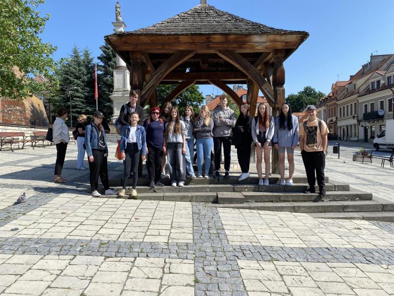 Młodzież z hufca w Tomaszowie na wycieczce w Sandomierzu