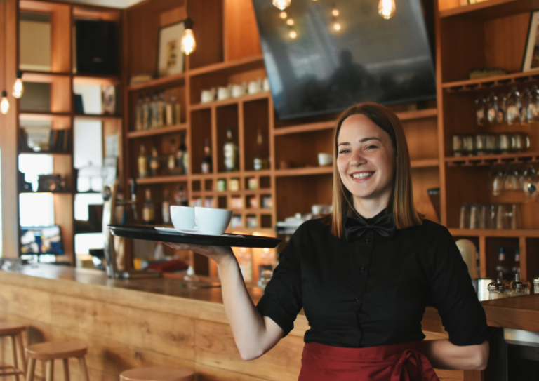 Nowe perspektywy dla młodych barmanów i kelnerów