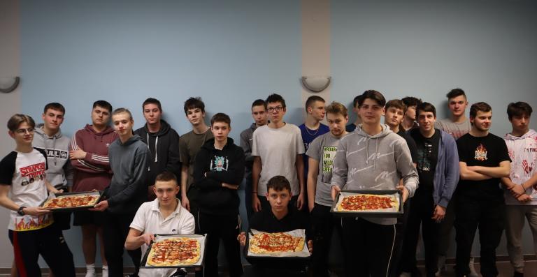 Międzynarodowy Dzień Pizzy w Ośrodku Szkolenia i Wychowania w Próchnowie