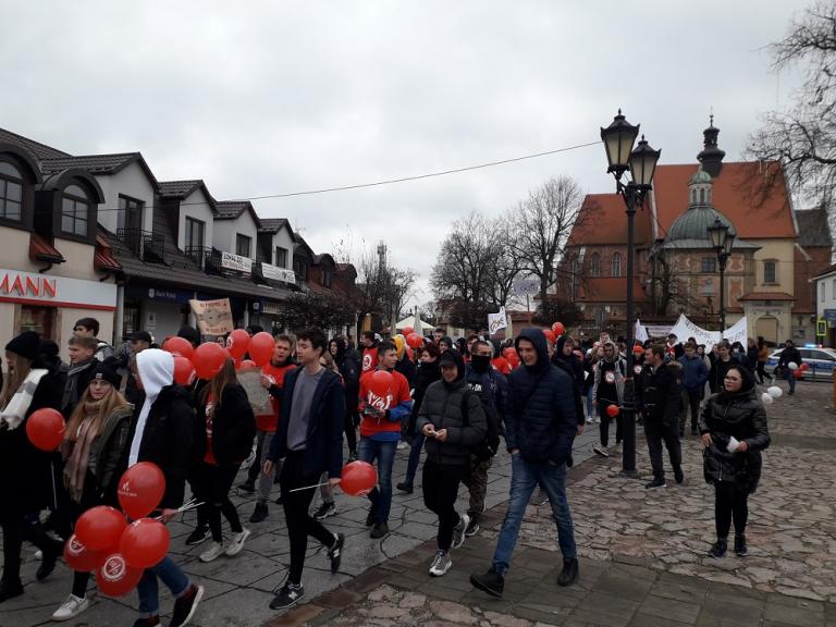 Uczestnicy z Niepołomic w kampanii antyalkoholowej   