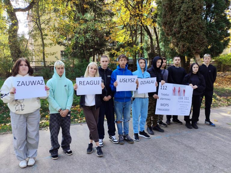 „Jesteśmy bezpieczni – przeciwdziałamy przemocy – spotkanie z wałbrzyską Strażą Miejską”