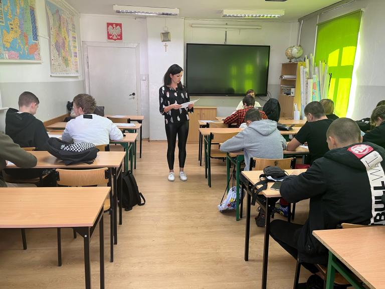 III klasa – kluczowy etap w drodze do zawodowej kariery  