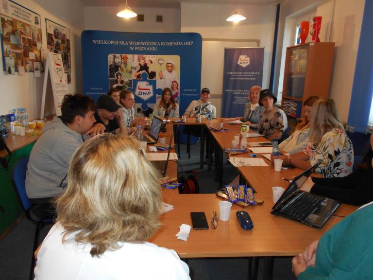 Ważne jest każde doświadczenie- podsumowanie praktyk zagranicznych III grupy Uczestników Hufca Pracy w Kaliszu 