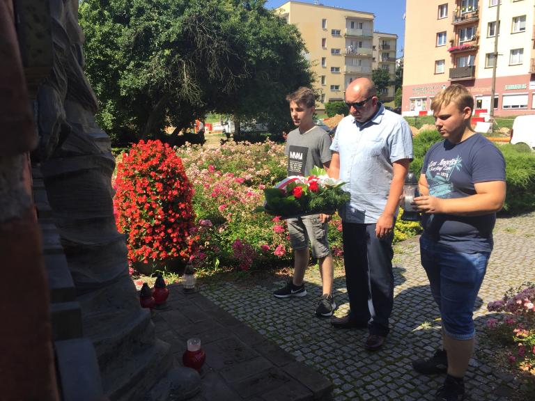 Uczestnicy hufca upamiętnili 77 - rocznicę godziny „W”