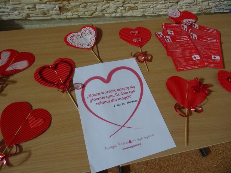 Ogólnopolskie inicjatywa „Oddaj krew, podziel się cennym darem na Walentynki” oraz profilaktyka chorób onkologicznych w Białogardzie