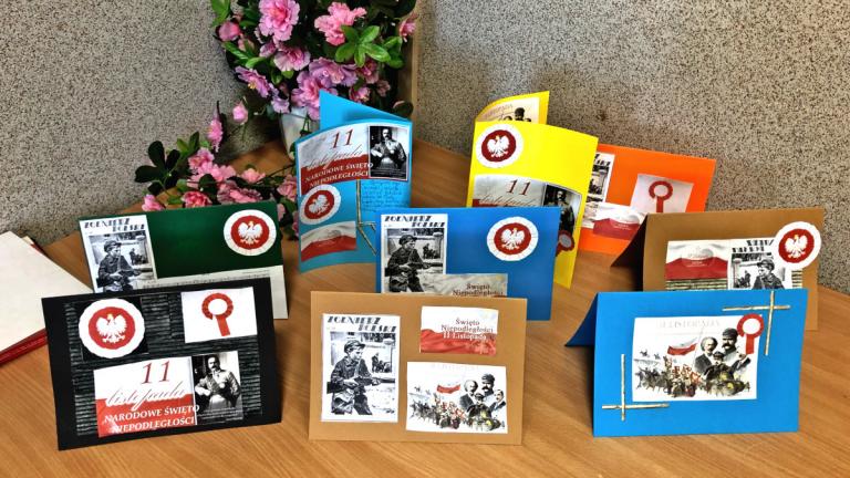 Zambrów: Kartki z okazji Narodowego Święta Niepodległości