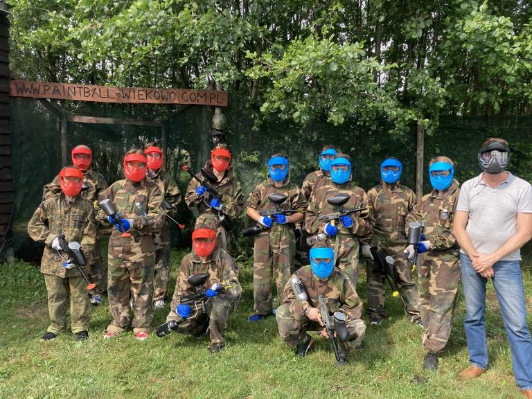 Wycieczka na paintball w Ośrodku Szkolenia i Wychowania w Niechanowie