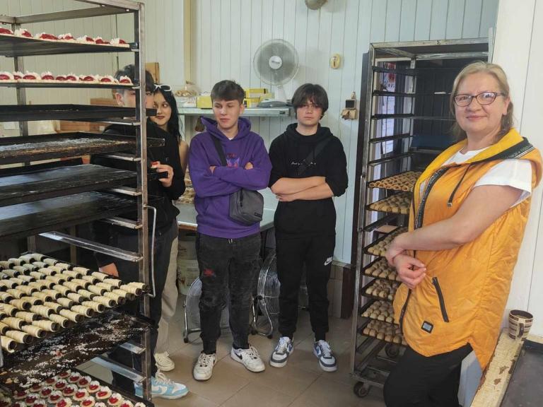 Wizyta studyjna w wytwórni cukierniczej Caramella w Rogach