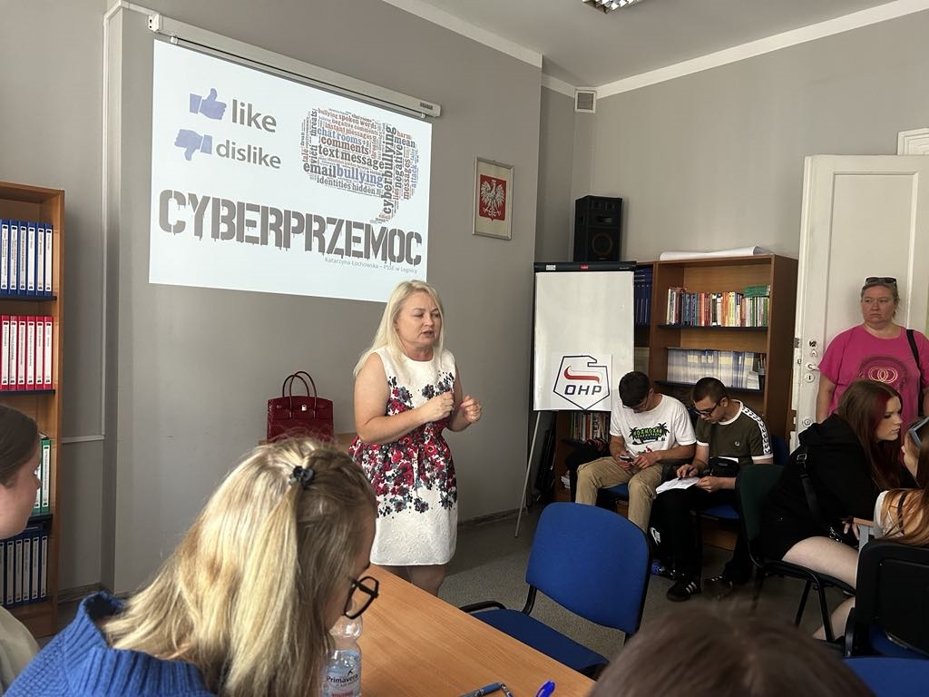 240610 l4 Zajęcia z cyberprzemocy przemocy domowej z przedstawicielem Sanepidu