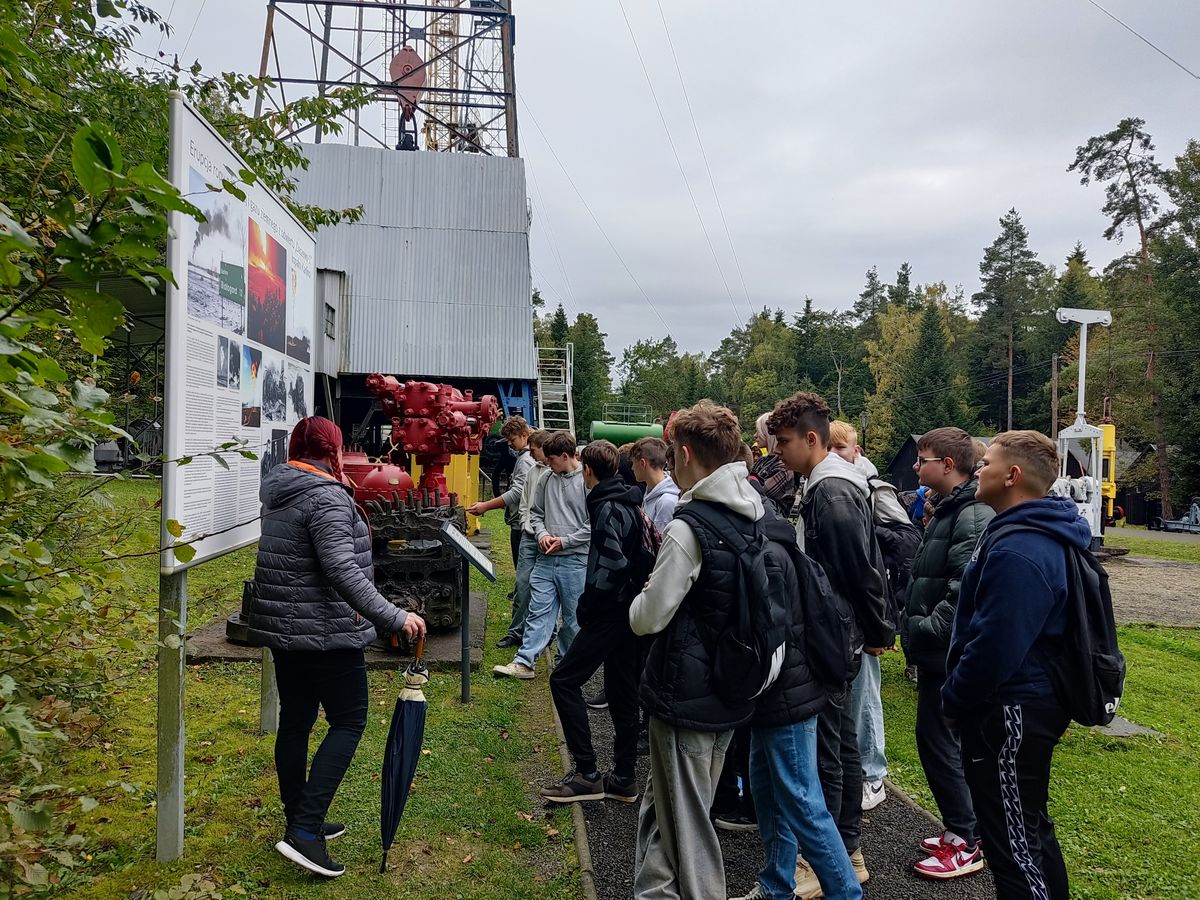 INTEGRACJA UCZESTNIKÓW 9 9 HUFCA PRACY KROSNO 2