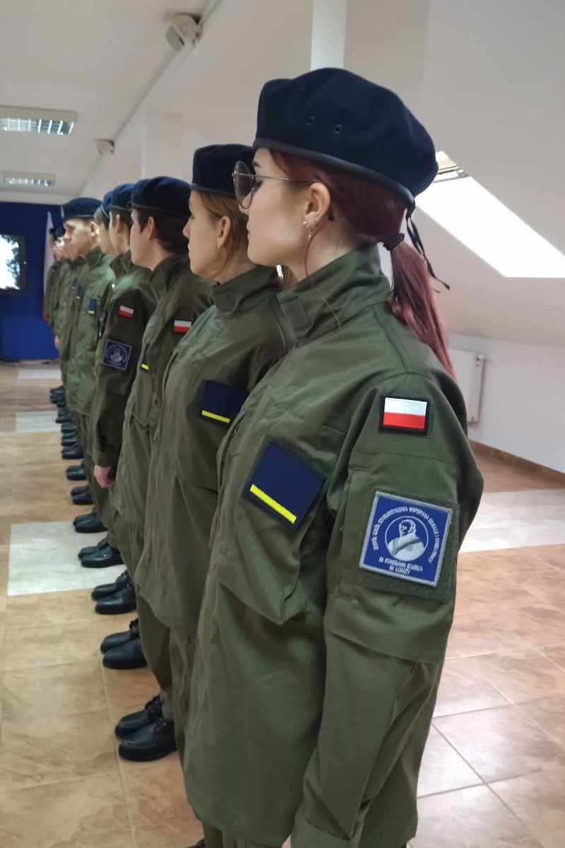 Łomża: Uczestnicy Hufca Pracy w Branżowym Oddziale Wojskowym - pilotażowy projekt edukacyjny