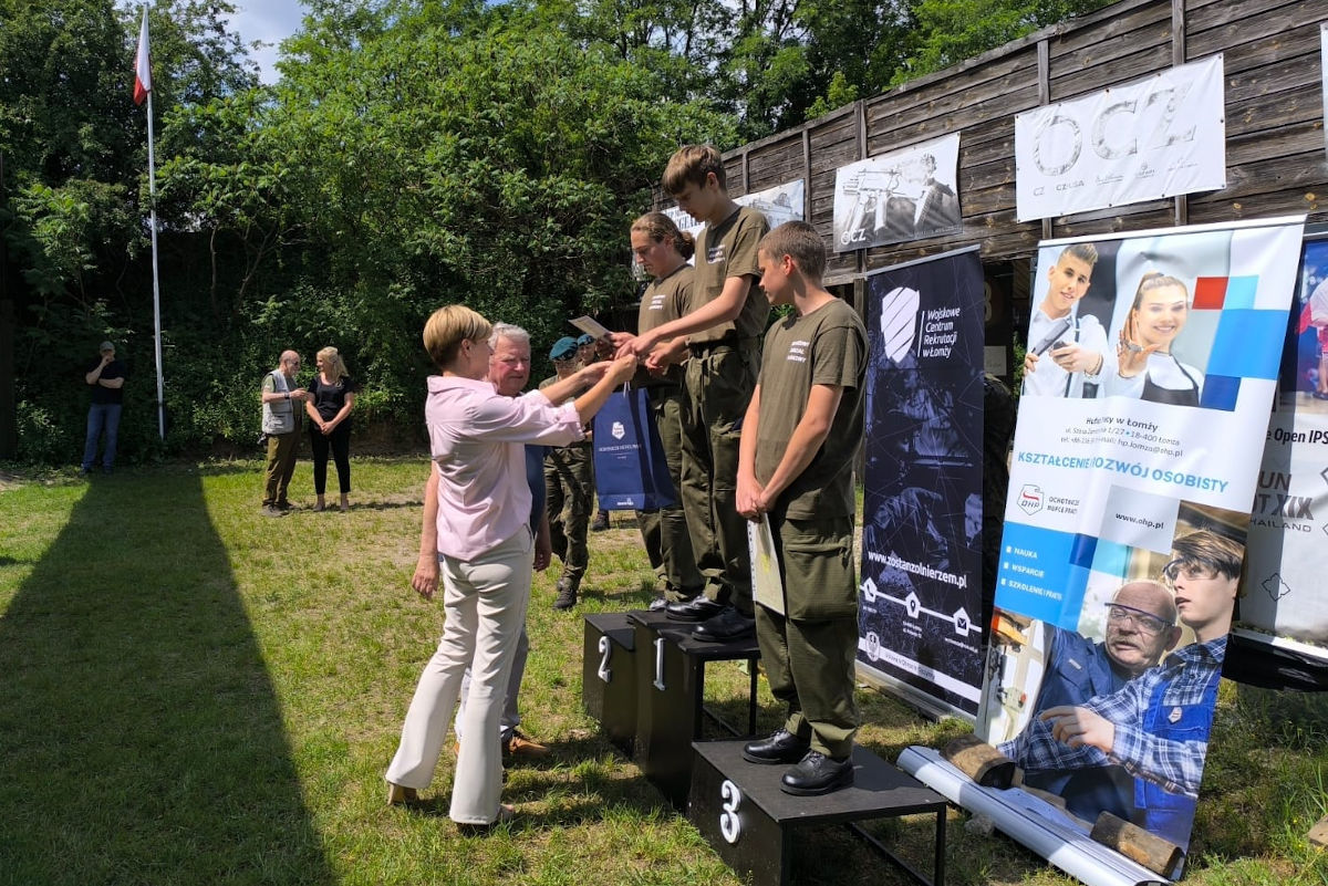 Łomża: Strzeleckie zawody w Branżowym Oddziale Wojskowym